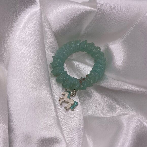 The Children's Place Girl's Unicorn Dream Charm Bracelet - Picture 2 of 9